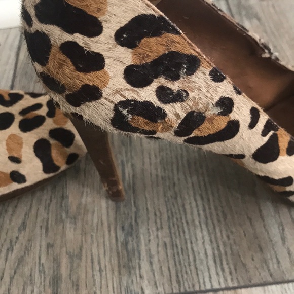 BCBG high leopard heels DONATED - Picture 5 of 6